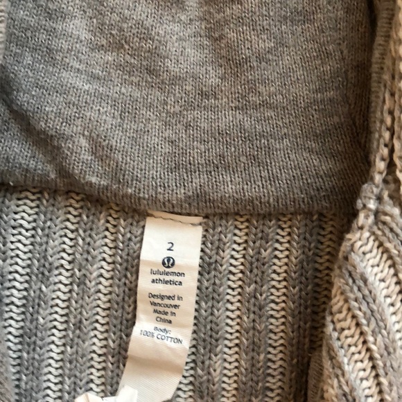 Lululemon zip up jacket - Picture 4 of 4